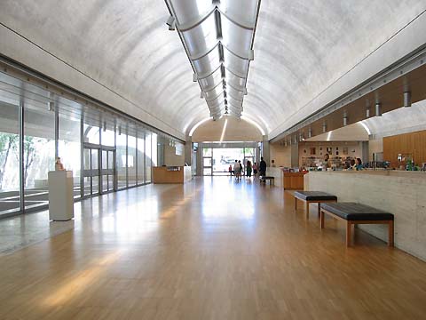 Kimbell  Museum on Kimbell Art Museum